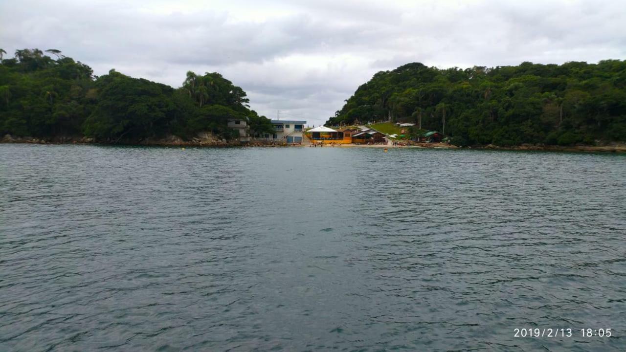 Praia De Bombinhas Res Solar Das Bromelias Luaran gambar