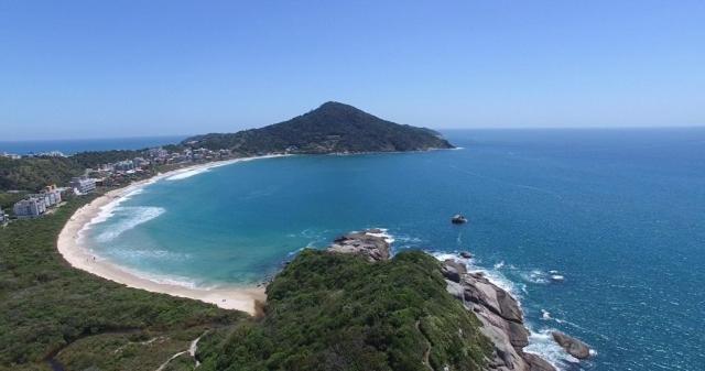 Praia De Bombinhas Res Solar Das Bromelias Luaran gambar