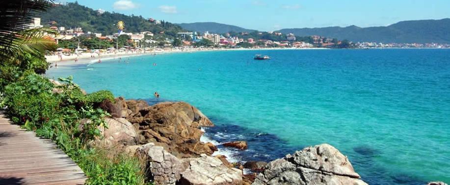 Praia De Bombinhas Res Solar Das Bromelias Luaran gambar